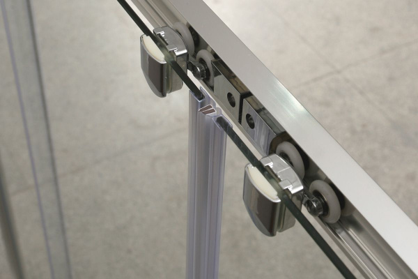 Душевая кабина BelBagno Unique (750-900)x(750-900)x1900, прозрачное стекло, хромированный профиль, U