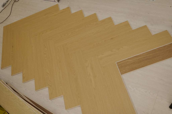 Ламинат SPC EVOFLOOR Коллекция PARQUET CLICK Manora (Манора)